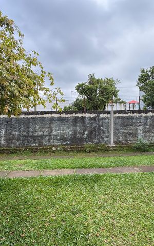Casa à venda com 400m², 1 quarto e 1 vaga Casa à venda com 400m², 1 quarto e 1 vagaÁrea comum