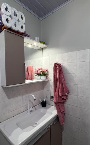 Casa à venda com 400m², 1 quarto e 1 vaga Casa à venda com 400m², 1 quarto e 1 vagaBanheiro Social