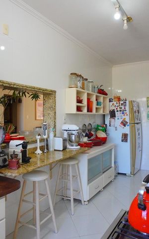 Apartamento à venda com 230m², 4 quartos e 2 vagasCozinha