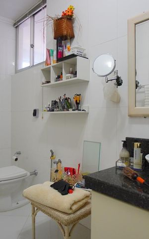 Apartamento à venda com 230m², 4 quartos e 2 vagasBanheiro da Suíte