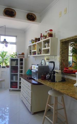 Apartamento à venda com 230m², 4 quartos e 2 vagasCozinha