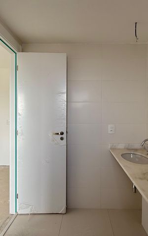 Apartamento à venda com 77m², 2 quartos e 1 vaga Apartamento à venda com 77m², 2 quartos e 1 vagaBanheiro Suíte 2