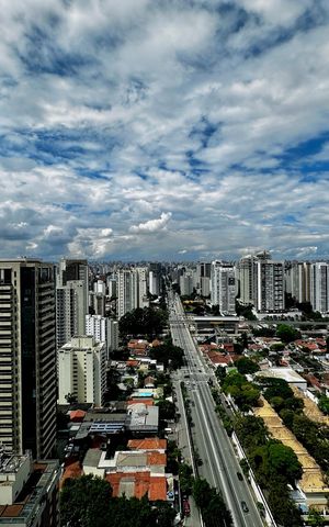 Apartamento à venda com 77m², 2 quartos e 1 vaga Apartamento à venda com 77m², 2 quartos e 1 vagaVista Área comum Rooftop