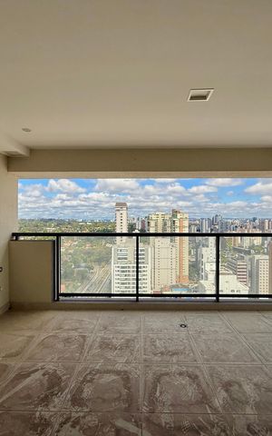 Apartamento à venda com 77m², 2 quartos e 1 vaga Apartamento à venda com 77m², 2 quartos e 1 vagaVaranda