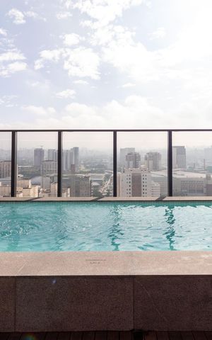 Studio à venda com 27m², 1 quarto e sem vaga Studio à venda com 27m², 1 quarto e sem vagaÁrea comum - Piscina