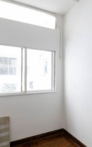 Apartamento à venda com 126m², 3 quartos e sem vaga Apartamento à venda com 126m², 3 quartos e sem vagaQuarto de Serviço