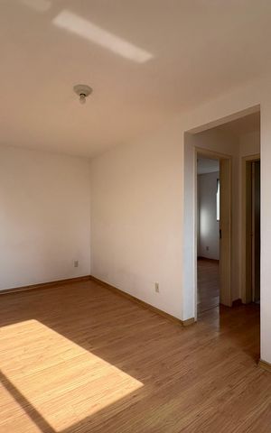 Apartamento à venda com 50m², 2 quartos e 1 vaga Apartamento à venda com 50m², 2 quartos e 1 vagaSala