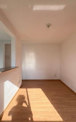 Apartamento à venda com 50m², 2 quartos e 1 vaga Apartamento à venda com 50m², 2 quartos e 1 vagaSala