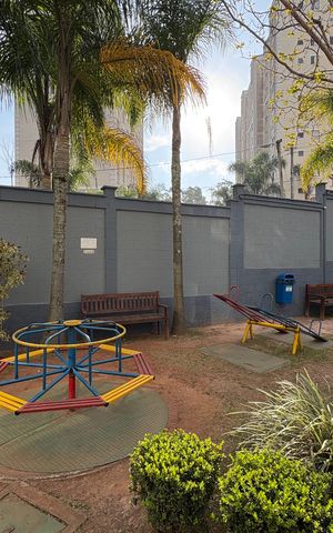 Apartamento à venda com 50m², 2 quartos e 1 vaga Apartamento à venda com 50m², 2 quartos e 1 vagaÁrea comum - Playground