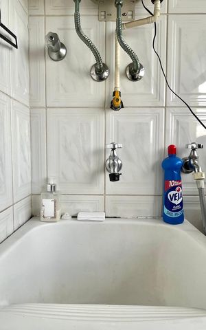 Apartamento à venda com 72m², 3 quartos e 2 vagas Apartamento à venda com 72m², 3 quartos e 2 vagasÁrea de Serviço
