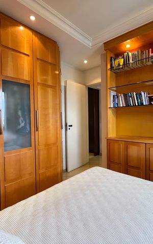 Apartamento à venda com 72m², 3 quartos e 2 vagas Apartamento à venda com 72m², 3 quartos e 2 vagasQuarto 1