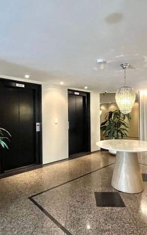 Apartamento à venda com 72m², 3 quartos e 2 vagas Apartamento à venda com 72m², 3 quartos e 2 vagasHall social