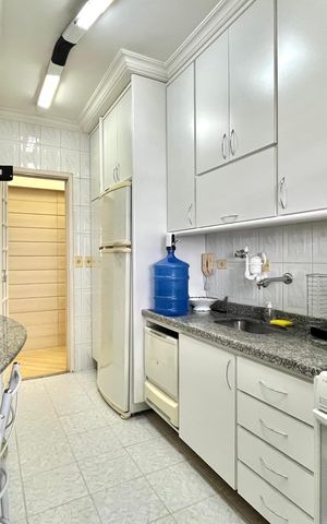 Apartamento à venda com 72m², 3 quartos e 2 vagas Apartamento à venda com 72m², 3 quartos e 2 vagasCozinha