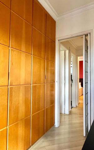 Apartamento à venda com 72m², 3 quartos e 2 vagas Apartamento à venda com 72m², 3 quartos e 2 vagasQuarto 2
