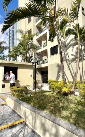 Apartamento à venda com 72m², 3 quartos e 2 vagas Apartamento à venda com 72m², 3 quartos e 2 vagasHall de entrada