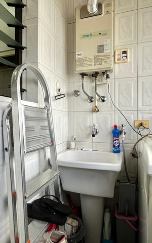 Apartamento à venda com 72m², 3 quartos e 2 vagas Apartamento à venda com 72m², 3 quartos e 2 vagasÁrea de Serviço