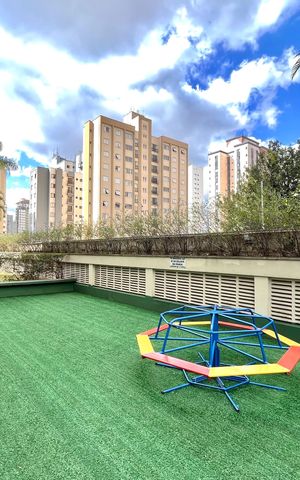 Apartamento à venda com 72m², 3 quartos e 2 vagas Apartamento à venda com 72m², 3 quartos e 2 vagasÁrea comum - Playground