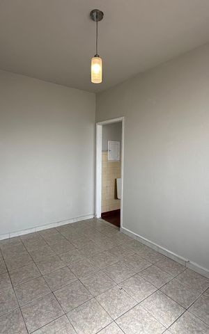 Apartamento para alugar com 67m², 2 quartos e sem vaga Apartamento para alugar com 67m², 2 quartos e sem vagaSala