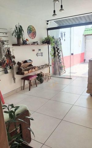 Casa à venda com 95m², 2 quartos e 1 vaga