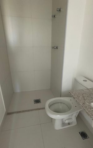 Apartamento à venda com 70m², 3 quartos e 2 vagas Apartamento à venda com 70m², 3 quartos e 2 vagasBanheiro