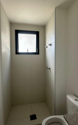 Apartamento à venda com 70m², 3 quartos e 2 vagas Apartamento à venda com 70m², 3 quartos e 2 vagasBanheiro da Suíte