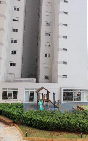 Apartamento à venda com 246m², 3 quartos e 4 vagasVista da Suíte 3
