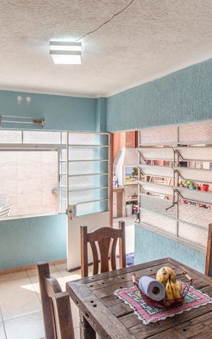 Casa à venda com 115m², 4 quartos e 3 vagas Casa à venda com 115m², 4 quartos e 3 vagasÁrea de Serviço