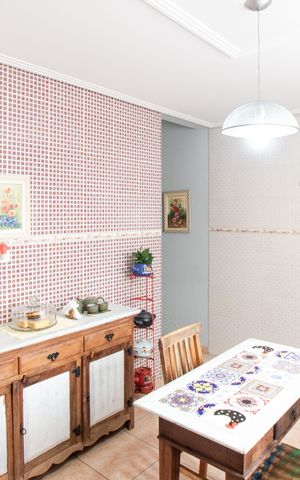 Casa à venda com 115m², 4 quartos e 3 vagas Casa à venda com 115m², 4 quartos e 3 vagasCozinha