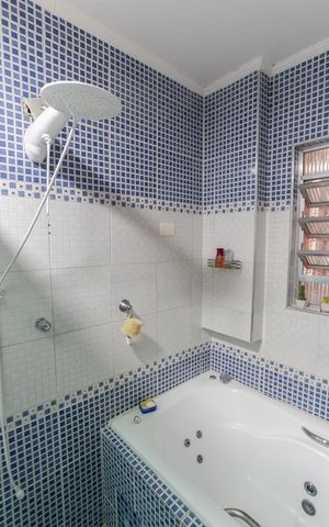 Casa à venda com 115m², 4 quartos e 3 vagas Casa à venda com 115m², 4 quartos e 3 vagasBanheiro Social
