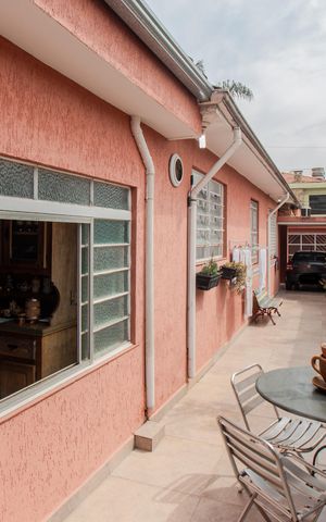 Casa à venda com 115m², 4 quartos e 3 vagas Casa à venda com 115m², 4 quartos e 3 vagasQuintal