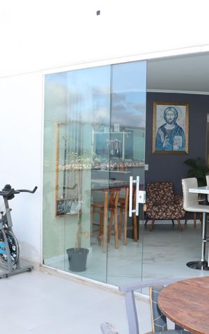 Apartamento para alugar com 178m², 3 quartos e 2 vagasVaranda