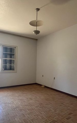 Casa para alugar com 213m², 2 quartos e 4 vagas Casa para alugar com 213m², 2 quartos e 4 vagasQuarto 2