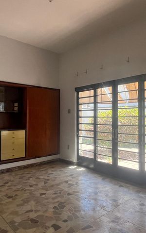 Casa para alugar com 213m², 2 quartos e 4 vagas Casa para alugar com 213m², 2 quartos e 4 vagasSala 2