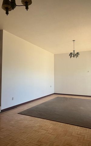 Casa para alugar com 213m², 2 quartos e 4 vagas Casa para alugar com 213m², 2 quartos e 4 vagasSala