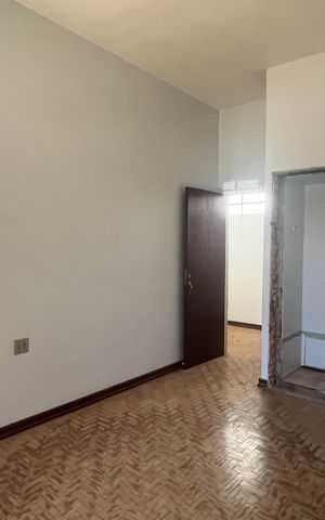 Casa para alugar com 213m², 2 quartos e 4 vagas Casa para alugar com 213m², 2 quartos e 4 vagasQuarto 1