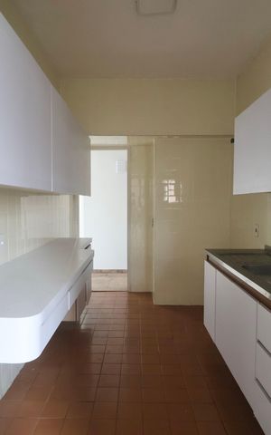 Apartamento para alugar com 160m², 5 quartos e 2 vagas Apartamento para alugar com 160m², 5 quartos e 2 vagasCozinha