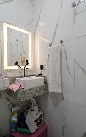 Casa de condomínio à venda com 91m², 2 quartos e 1 vagaBanheiro da Suíte 2