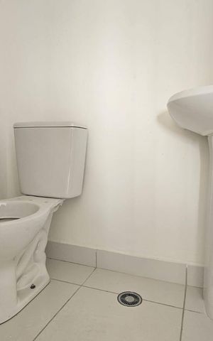 Apartamento para alugar com 27m², 1 quarto e sem vaga Apartamento para alugar com 27m², 1 quarto e sem vagaBanheiro