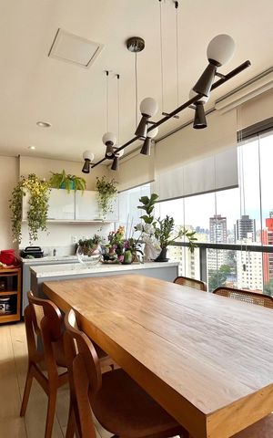 Apartamento à venda com 95m², 2 quartos e 2 vagas Apartamento à venda com 95m², 2 quartos e 2 vagasVaranda