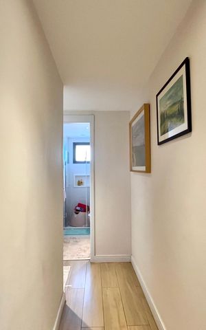 Apartamento à venda com 95m², 2 quartos e 2 vagas Apartamento à venda com 95m², 2 quartos e 2 vagasCorredor