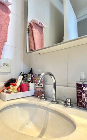 Apartamento à venda com 95m², 2 quartos e 2 vagas Apartamento à venda com 95m², 2 quartos e 2 vagasBanheiro da Suíte