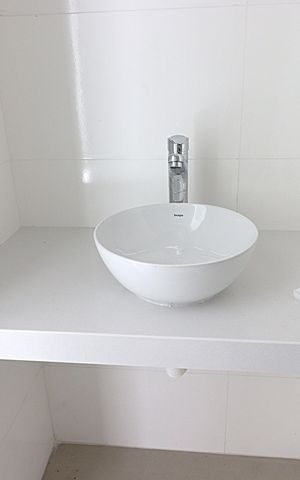 Apartamento à venda com 92m², 2 quartos e 2 vagasBanheiro da Suíte 1