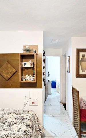 Apartamento à venda com 44m², 2 quartos e sem vaga Apartamento à venda com 44m², 2 quartos e sem vagaSala