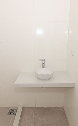 Apartamento à venda com 82m², 2 quartos e 1 vagaBanheiro da Suíte 1