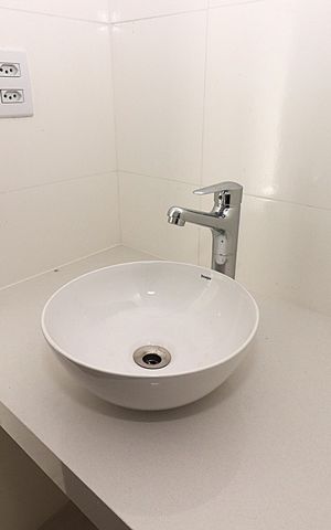 Apartamento à venda com 82m², 2 quartos e 1 vagaBanheiro da Suíte 1