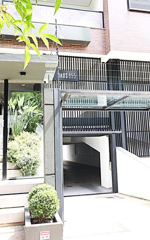 Apartamento à venda com 58m², 2 quartos e 1 vagaFachada
