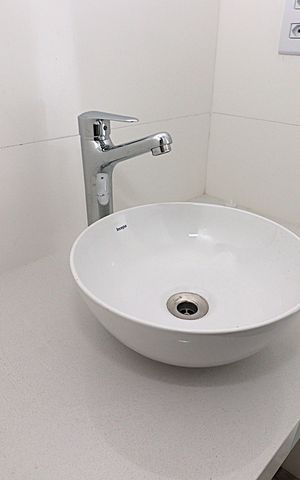 Apartamento à venda com 82m², 2 quartos e 2 vagasBanheiro da Suíte 2