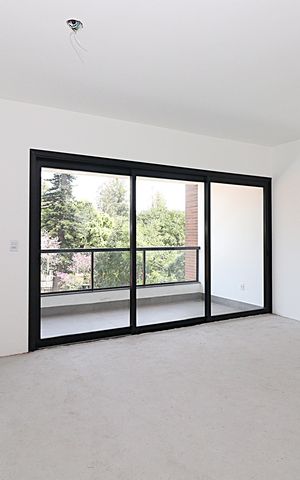 Apartamento à venda com 82m², 2 quartos e 2 vagasSala