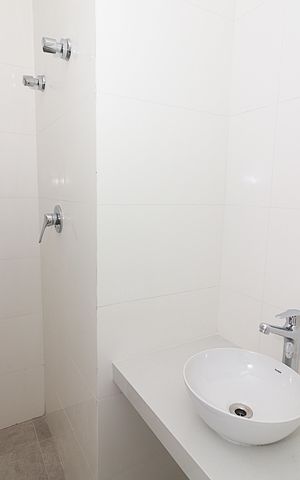 Apartamento à venda com 82m², 2 quartos e 2 vagasBanheiro da Suíte 2