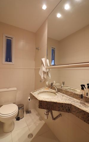 Apartamento à venda com 200m², 3 quartos e 2 vagasLavabo